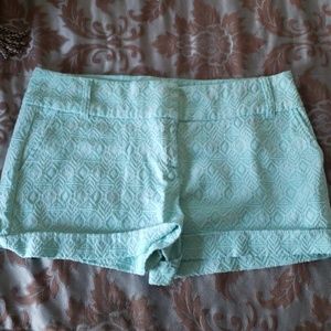 Size 15/16 Maurieces shorts
